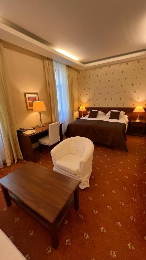 Fleur De Lis 4* Praga